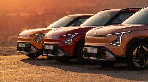 kia představuje sportovní verze svých modelů ev3, ev4 a ev5 s označením gt, nabízející vylepšený výkon a dynamický design pro nadšence elektrických vozů.